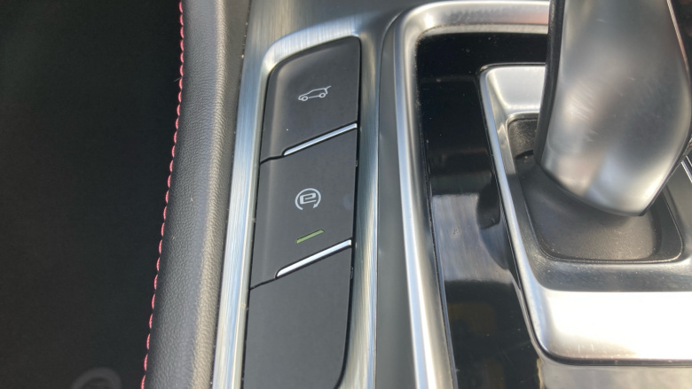 MG Hs 1.5 T-GDI Exclusive 5dr DCT Petrol Hatchback